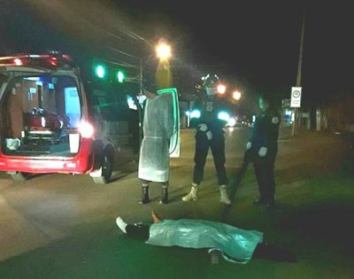 Chocan, matan y abandonan a una transeúnte en el Este - ABC en el Este - ABC Color
