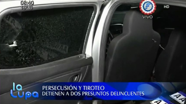 Policía detiene a dos presuntos delincuentes tras persecución