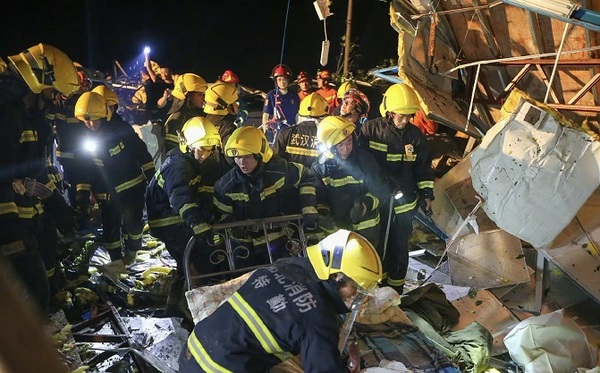 Tornado arrasa Wuhan, en China, ciudad donde comenzó la pandemia del covid