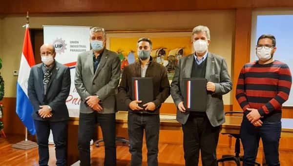 “La industria dura debe comprender que el posicionamiento comunicacional es fundamental y que las industrias creativas no son un sector adicional”