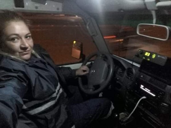 Crónica / Mujer de la ambulancia, ella “vuela” alto para salvar vidas