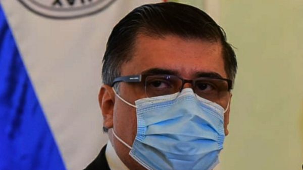 Desde mañana vacunarán también a todos los que cumplan 65 este año