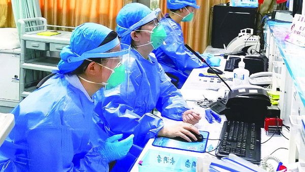 Pandemia desnuda urgencia de fortalecer industria médica y no depender de otros
