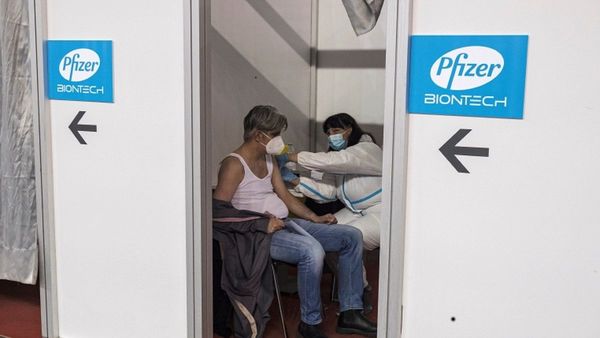 Avanza vacunación en Brasil en plena hecatombe sanitaria