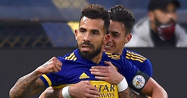 La Nación / Boca batió a River
