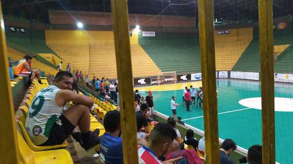 Torneo de FUTSAL con PÚBLICO en polideportivo municipal de FRANCO