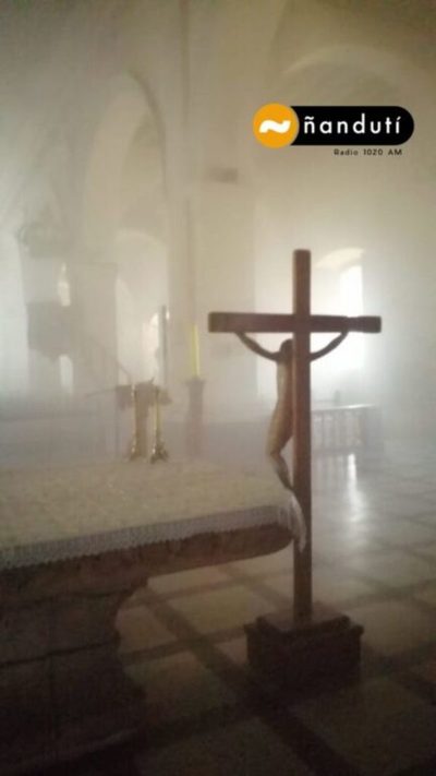 No hay peligro de derrumbe en la Catedral de Asunción tras incendio, señalan | Ñanduti