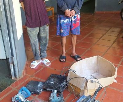 Dos rateros aprehendidos infraganti cuando vaciaban un depósito en km 6,5 – Diario TNPRESS