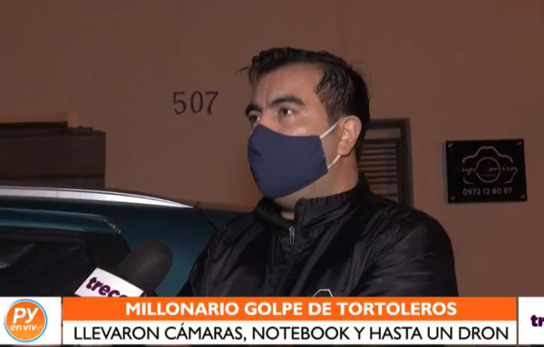 Mientras trabajaban, profesionales de la fotografía fueron víctimas de un asalto