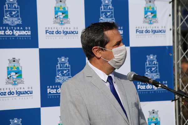 En Foz insisten colocar barrera sanitaria en el Puente de la Amistad