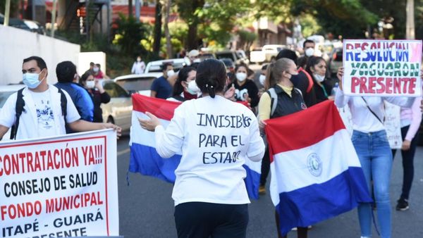 Desprecarización de personal de blanco será desde julio, según Salud