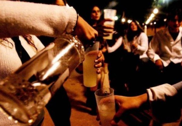 Crónica / Más jóvenes en terapia intensiva por covid