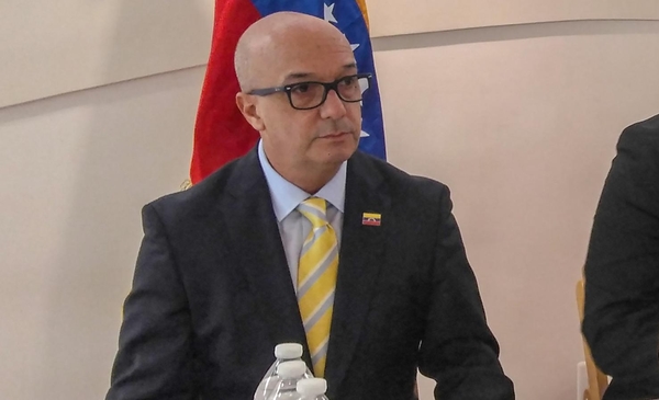 Renunció Comisionado de Seguridad del Gobierno interino de Venezuela, Iván Simonovis