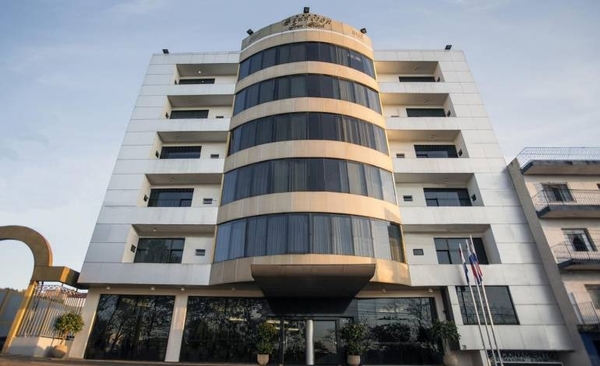 Diario HOY | Sector hotelero aún sufre estragos de la pandemia: ocupación no supera ni el 10%, afirman