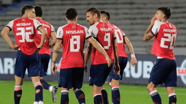 Nacional anuncia 7 casos de Covid-19 antes de jugar por Libertadores