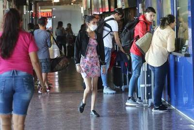 Salud apela a la juventud a cumplir medidas sanitarias, esto ante el incremento considerable de pacientes entre 18 a 25 años en UTI