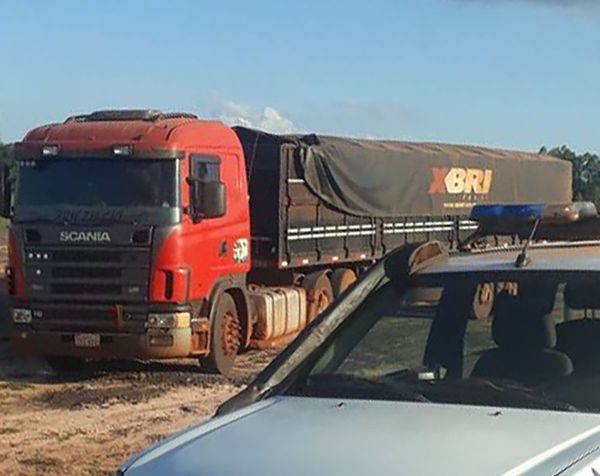 Roban 30.000 kilos de soja y el conductor del camión está desaparecido - Nacionales - ABC Color