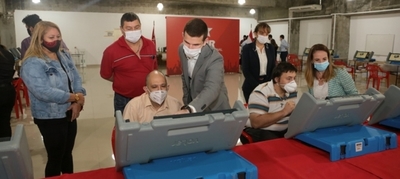 Internas simultáneas: Inicia auditoría de pantallas de voto en la ANR