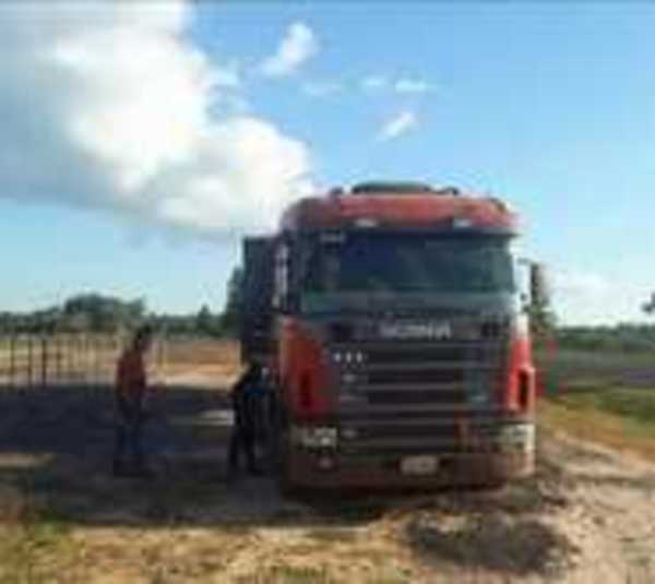 Caazapá: Roban cargamento de soja - Paraguay.com