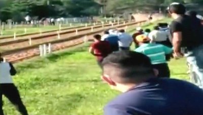 Crónica / Yaguarón: ¡Multitud en carrera de caballos!