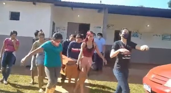 Crónica / Aparecieron con una muerta “desconocida”