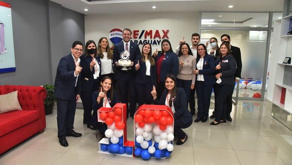 Remax celebra 10 años de presencia en el país
