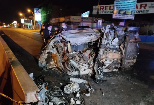 Un hombre muere tras choque y posterior incendio de vehículo - Noticiero Paraguay