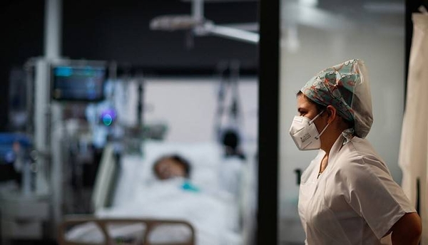 India registró récord de muertes por COVID-19: 4.329 en las últimas 24 horas | Ñanduti
