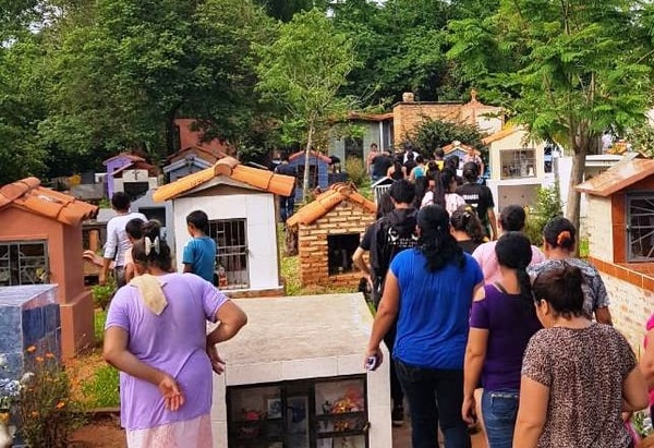 Sepelios y reuniones familiares son focos de contagios en Itapúa, afirma médico