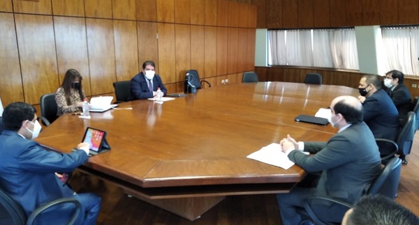 Política de fijación de precio de medicamentos se trata este miércoles en Diputados.