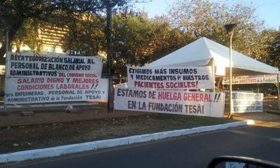 Continúa apriete de sindicalistas mediante huelga