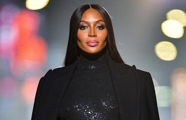 ¿Te acuerdas de ella? La modelo Naomi Campbell reapareció… y con un nuevo integrante en su vida