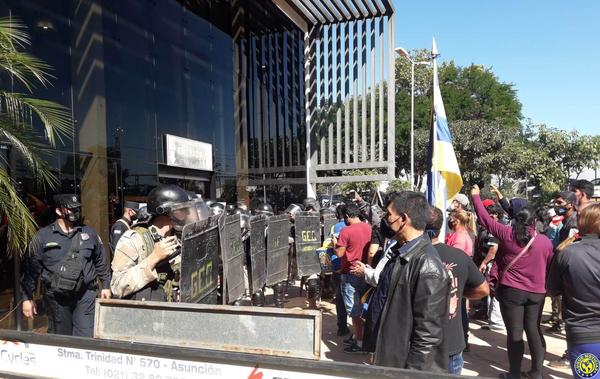 Concejales luqueños tercerizan por otros 10 años recolección de basuras domiciliarias •