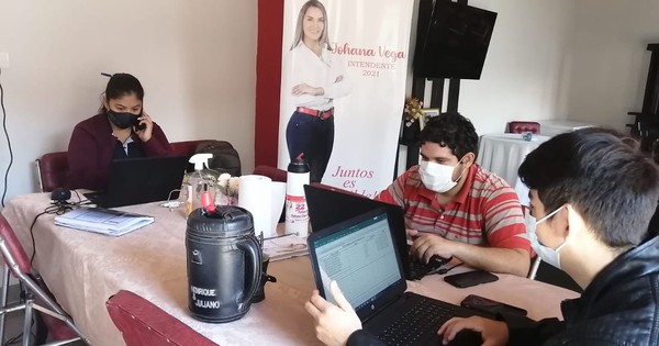 La Nación / Precandidata colorada a intendenta realiza atractiva feria de empleo en MRA
