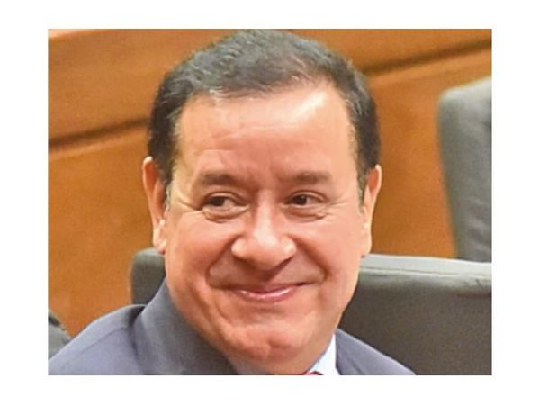 Nueva suspensión de audiencia del diputado Miguel Cuevas