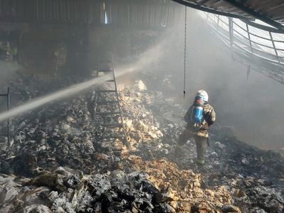 Ardió fábrica de papel en Fernando de la Mora - Nacionales - ABC Color
