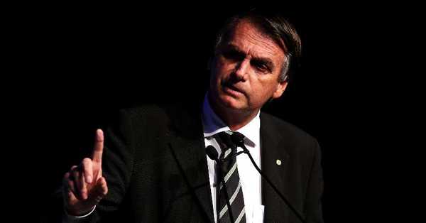 Jair Bolsonaro llamó “idiotas” a quienes respetan las cuarentenas - C9N