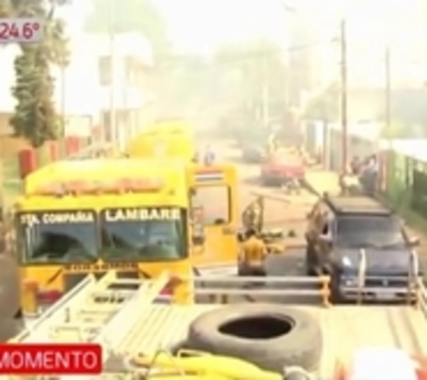 Fernando de la Mora: Papelería se incendia - Paraguay.com