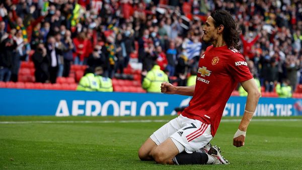 Cavani no basta en la vuelta de los aficionados