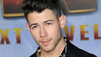 Nick Jonas ya se está recuperando luego de sufrir un accidente en un set