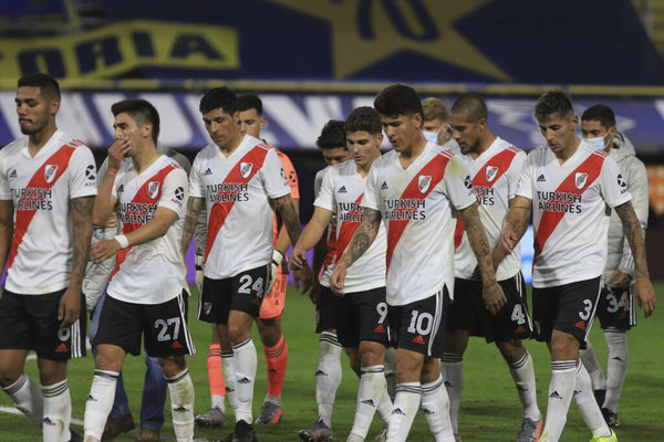 Conmebol negó pedido de River y tendrá que jugar con 10 hombres | OnLivePy