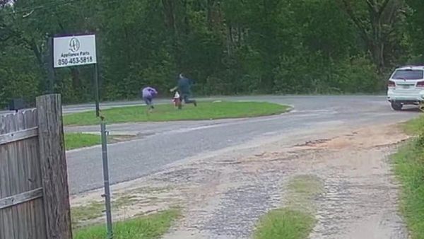 Una niña de 11 años pelea y escapa de un secuestrador en Florida