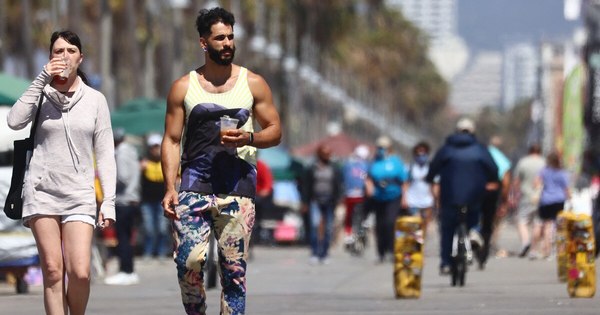 La Nación / EEUU registra la menor cantidad de muertes desde marzo del 2020