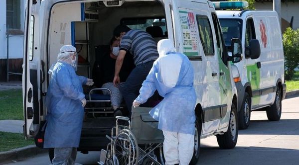 Más de 35.000 casos y 745 muertes, récord en un solo día en Argentina