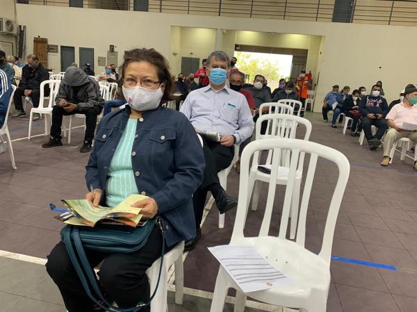 Sigue la jornada de inmunización: Hoy se vacunan contra el Covid-19 mayores de 65 años cuyas cédulas terminen en 2 y 3