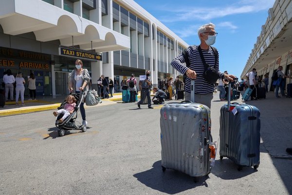 La Unión Europea acordó reabrir sus fronteras a los viajeros plenamente vacunados | .::Agencia IP::.