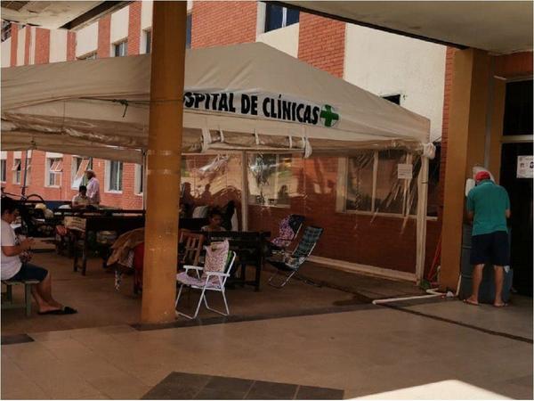 Funcionarios del Hospital de Clínicas exigen provisión de insumos – Prensa 5