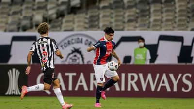 Cerro Porteño busca su clasificación en medio de una crisis