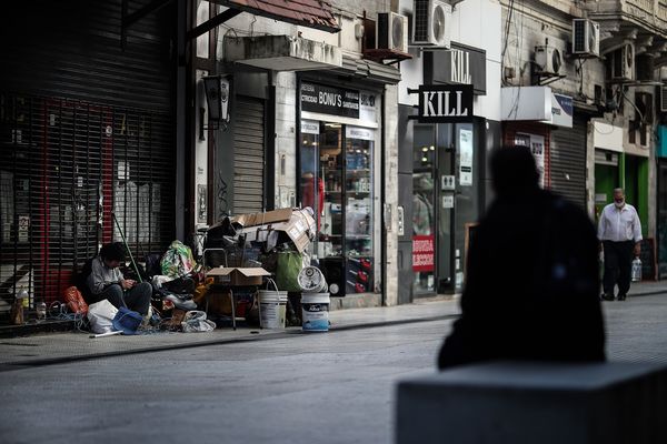 Argentina profundiza el cierre de locales y oficinas en el segundo año de pandemia - MarketData
