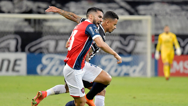 El Ciclón va con su once de gala